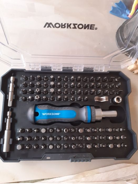 Aparate de sudura și truse.