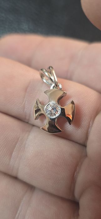 Cruce Platină cu diamant