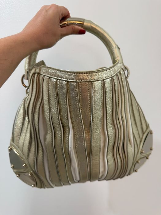 Piesă raritate Gucci Bamboo Fringe – look luxos și unic!