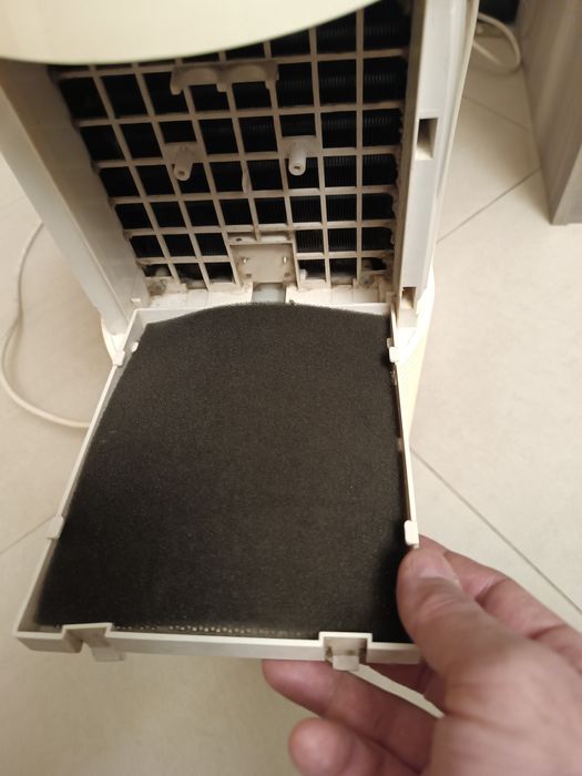 Влагоуловител, влагоабсорбатор