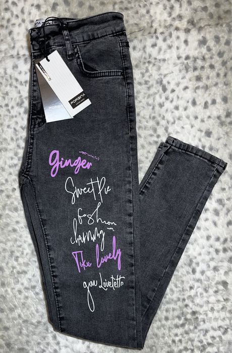 Дамски дънки с щампа