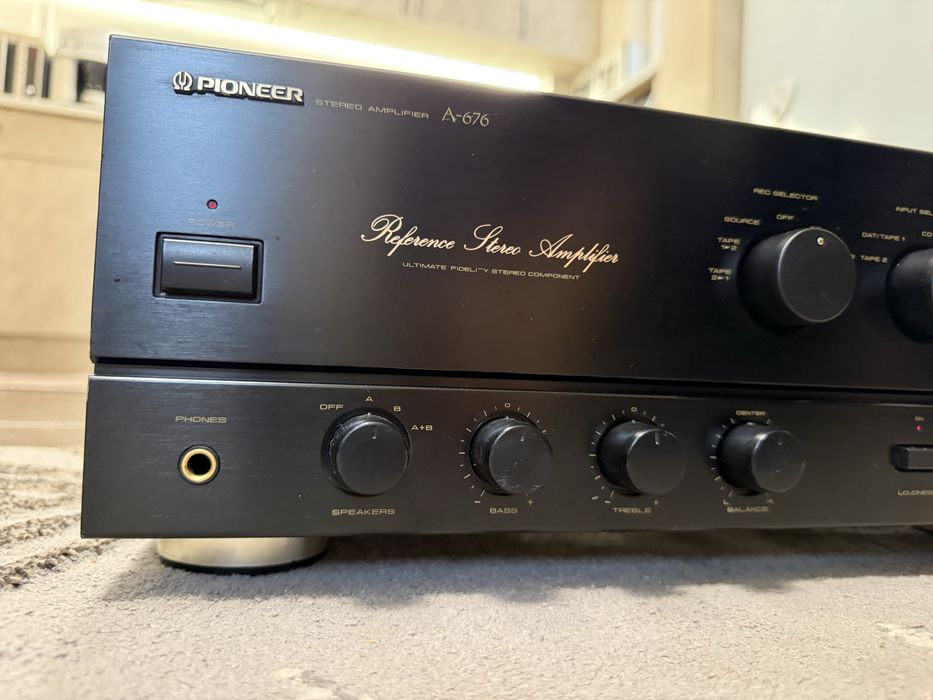Pioneer A-676 Стерео усилвател
