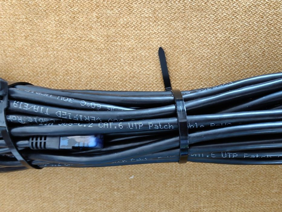 Cablu de rețea CAT 6 UTP, 6 metri, mufat RJ45, negru