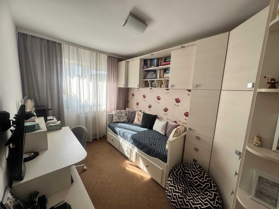 Apartament 3 camere, decomandat-Manastur/La terenuri-mobilat si utilat