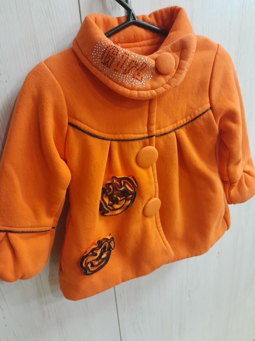 Продам осеннее пальто.