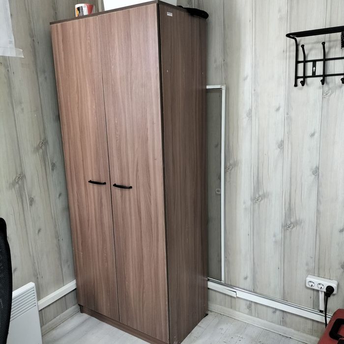 Продажа офисной мебели б/у в отличном состоянии. Комплектом и поштучно