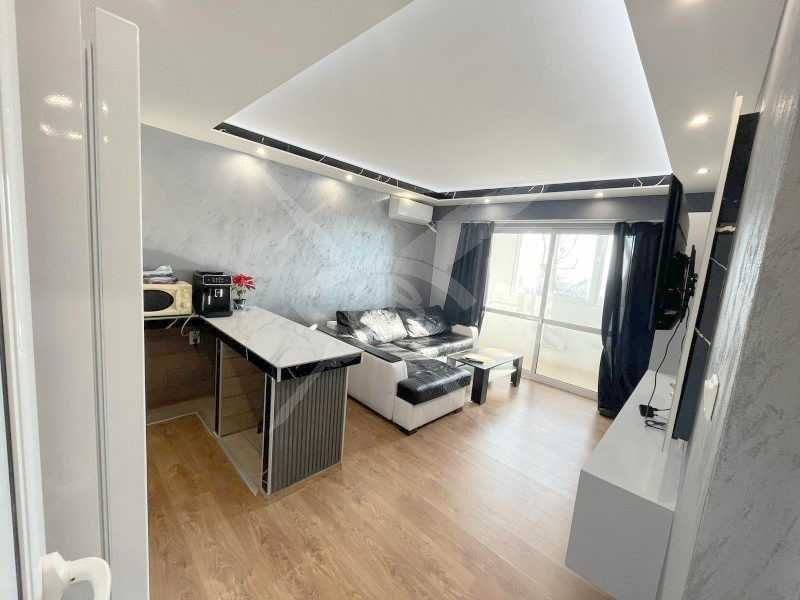 Продава се Двустаен апартамент в Бургас, Меден рудник - зона А - 52 кв.м за 1731 €/кв.м - Снимка #1