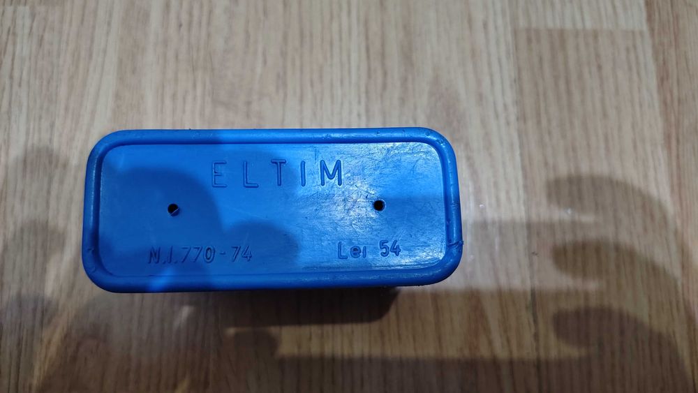 Set capsule pentru sifon vintage + cutiuta