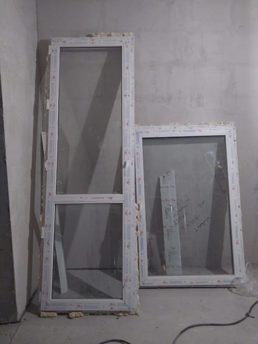 Пластиковое окно и дверь новая