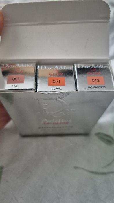 Dior lip addict гланц за устни