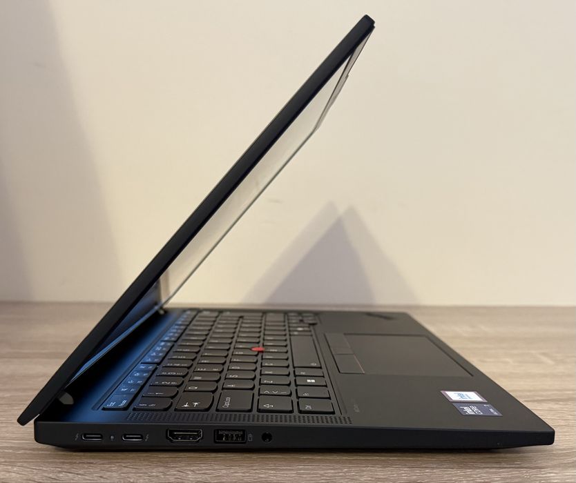 Lenovo Thinkpad T14 Gen5 Ultra 7 155U TOUCH 16 / 32GB ram ! T14s Gen6