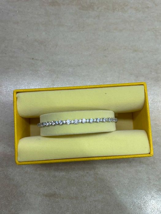 Обеци + гривна Swarovski