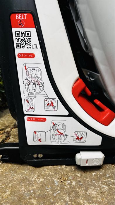 Столче за кола Chicco Isofix