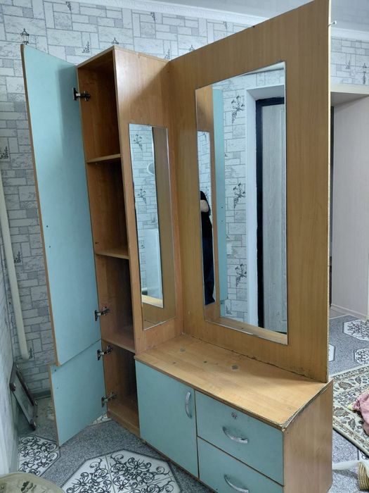 Прихошка шкаф сатылады