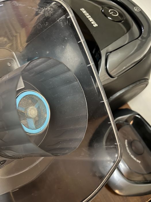 Пылесос Samsung SC18M31C5HG