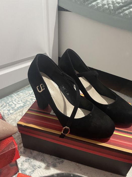 Продам туфли в отличном состоянии