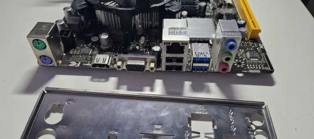 Placa de baza socket 1151 si 775