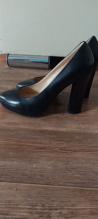 Туфли кожа размер 35.