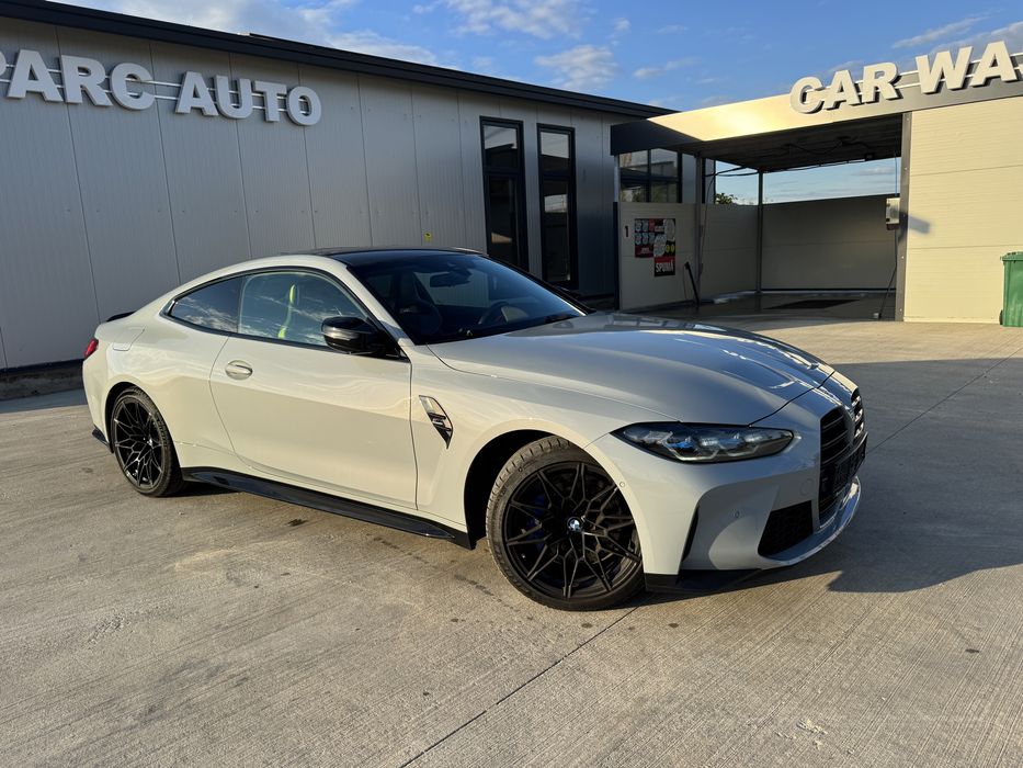 Bmw M4 Competition X drive/laser/buckets seats/camera/keyless/carbon