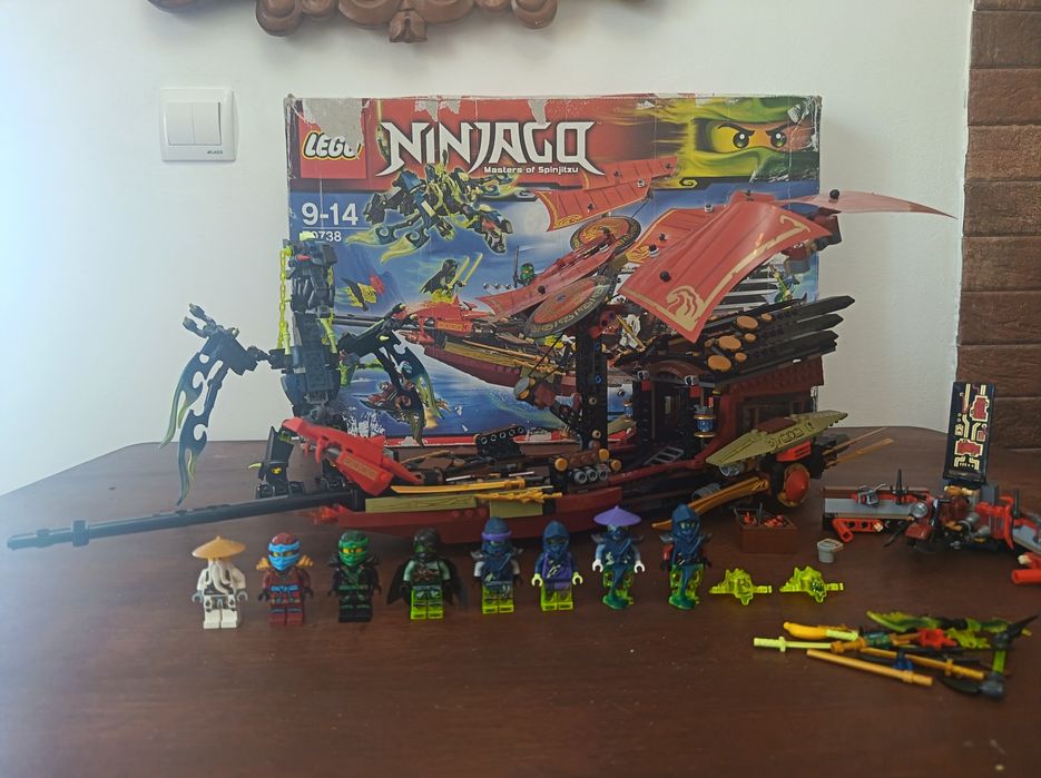 Lego ninjago final flight of Destinys Bounty