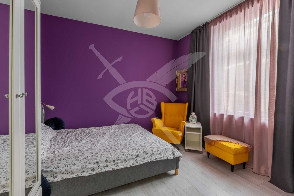 Продава се Тристаен апартамент в София, Център - 87 кв.м за 3322 €/кв.м - Снимка #6
