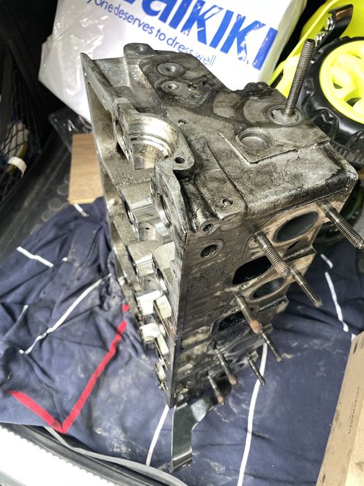 Глава от Audi A4 B7 2.0 TDI BPW 140кс V420