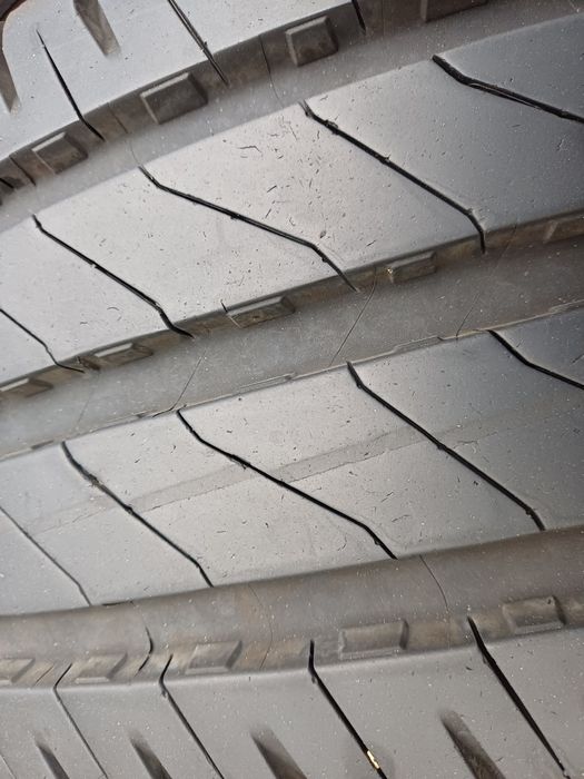 Гуми 215/65/16С  Мишелин