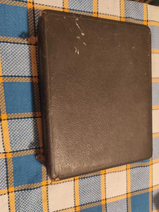 Vesela de colectie in cutie originala