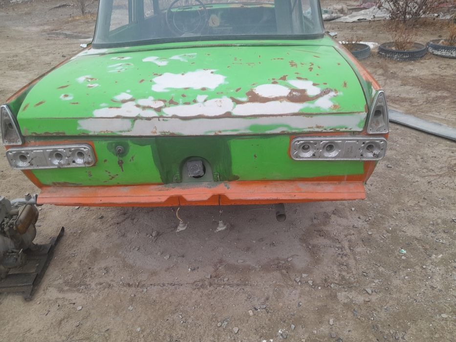 Москвич продам на запчастям