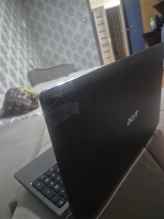 Acer aspire 5560