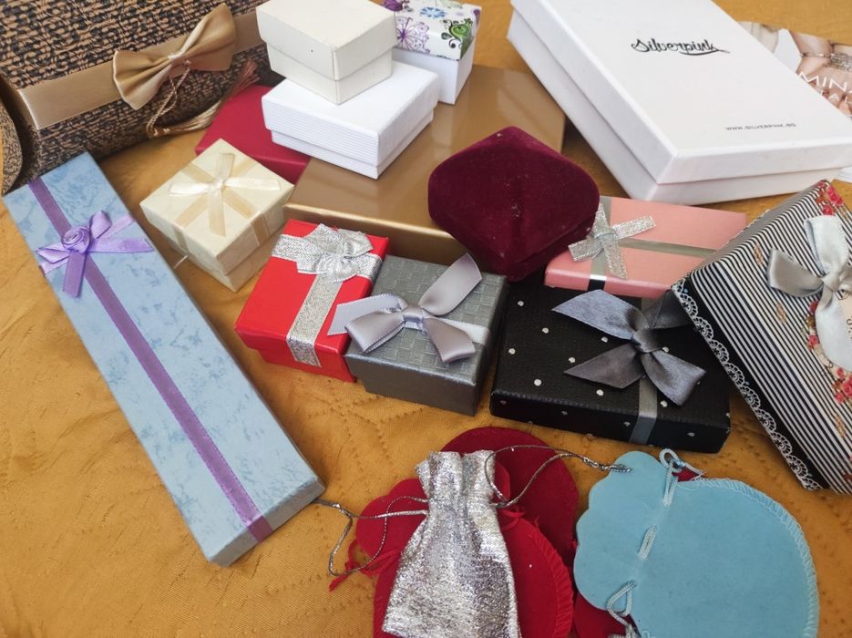 Подаръчни кутии за бижута