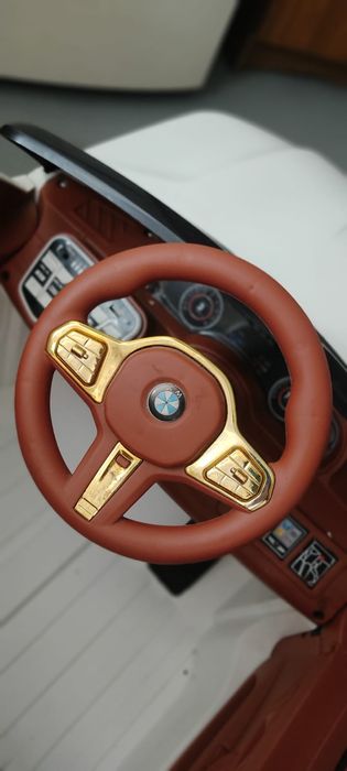 Детский электромобиль BMW