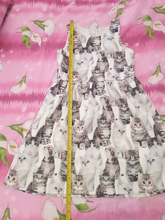 Rochiță cu pisicuțe H&M , mărimea 134 cm