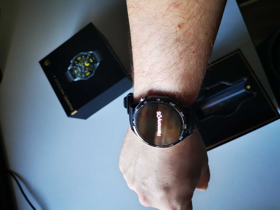 Huawei Watch GT 4 – ca nou, cutie + accesorii, preț redus