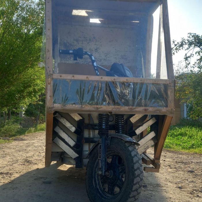 Holati yaxshi narxi 5,000,000mln kami bor