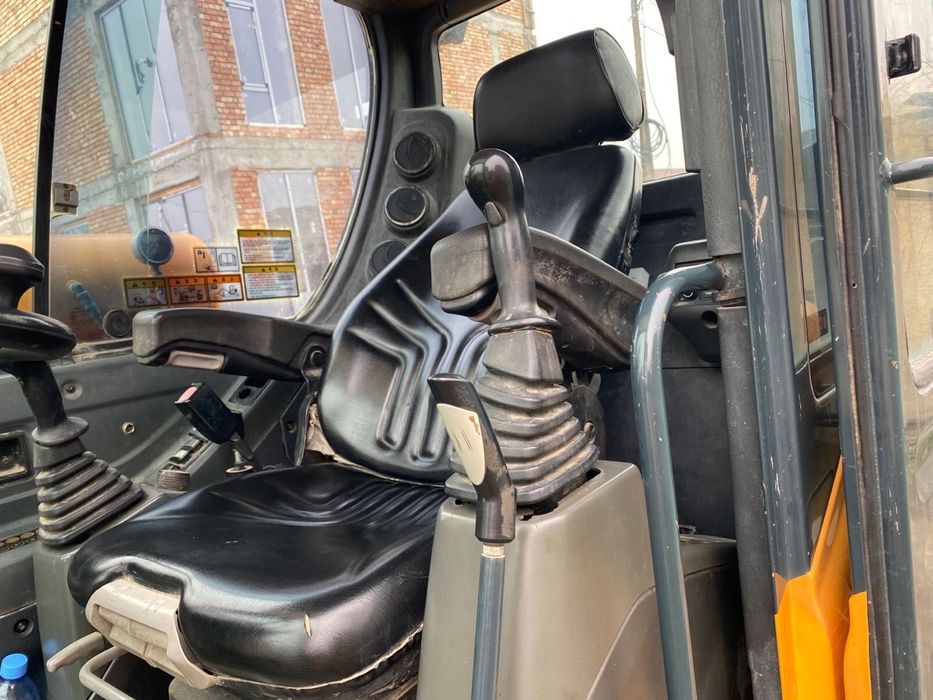 Продам экскавтор колесный Hyundai Robex 55w