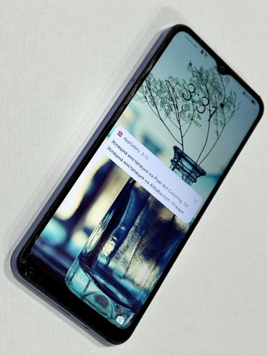 Huawei nova Y61 64GB 4GB RAM Dual / пукнат дисплей