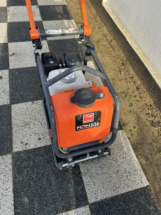 Belle Altrad PCX 12/36 placa compactoare