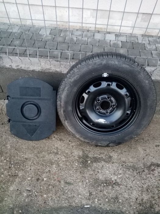 Vand roata de rezerva