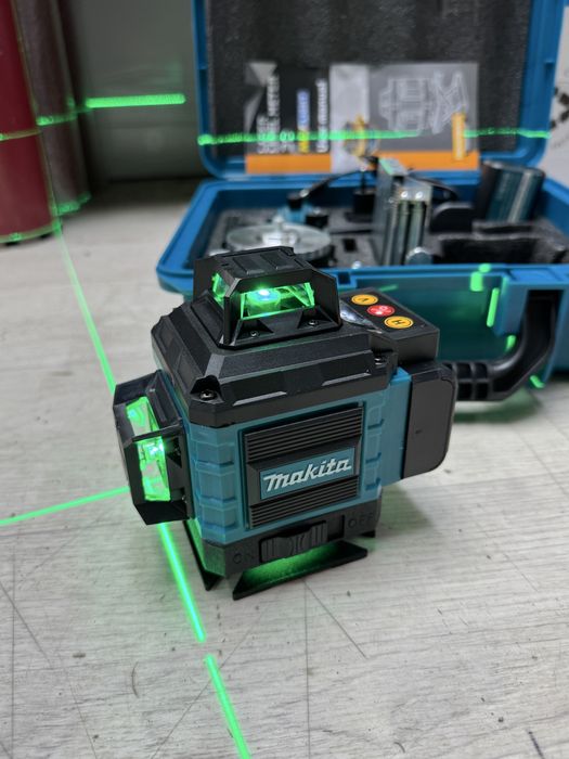 Лазерный уровень BOSCH MAKITA 4D