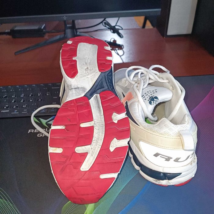 Кроссовки Forward