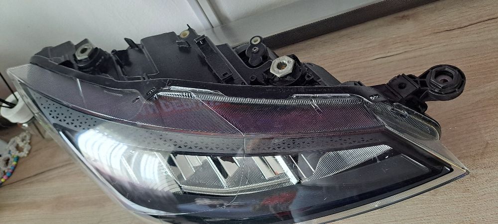 Far dreapta led Seat Ibiza 6F Arona 2021 Cod 6F1.941.006F