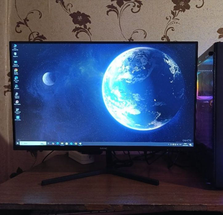 Компьютер в комплекте Intel i7 16RAM SSD HDD.