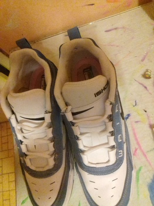 Обувки NIKE оригинални 43-ти номер