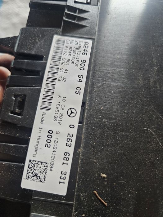 Ceasuri bord mercedes b-class w246 1.8 cdi 2013 A2469005405