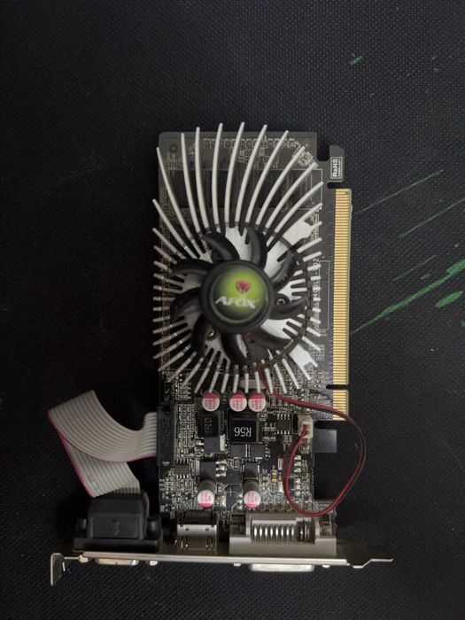 AFOX AGP videokarta — ishlaydi