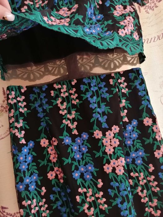 Rochiță River Island , imprimeu floral brodat
