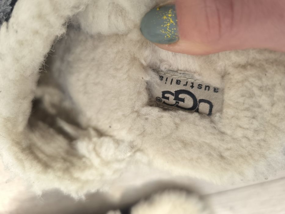 UGG papuci de casa măr 30