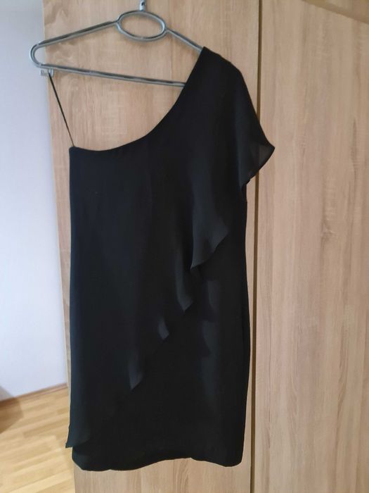 ZARA - черна рокля - НОВА