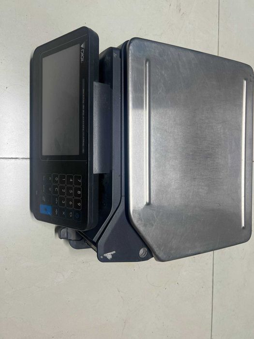 Продаются торговые весы с печатью этикеток DIGI SM-5300 L B